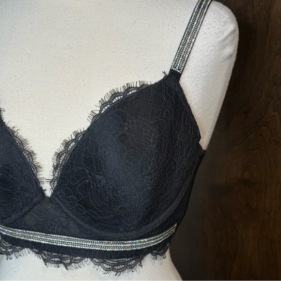 NWOT Victoria's Secret Black Lace Bra with Adjustable Rhinestone Straps 34E 34DD - Picture 3 of 12